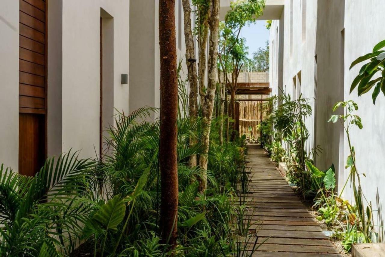 Jungle Luxury In Private Residential Area & Stunning Rooftop By Stella Rentals 툴룸 외부 사진