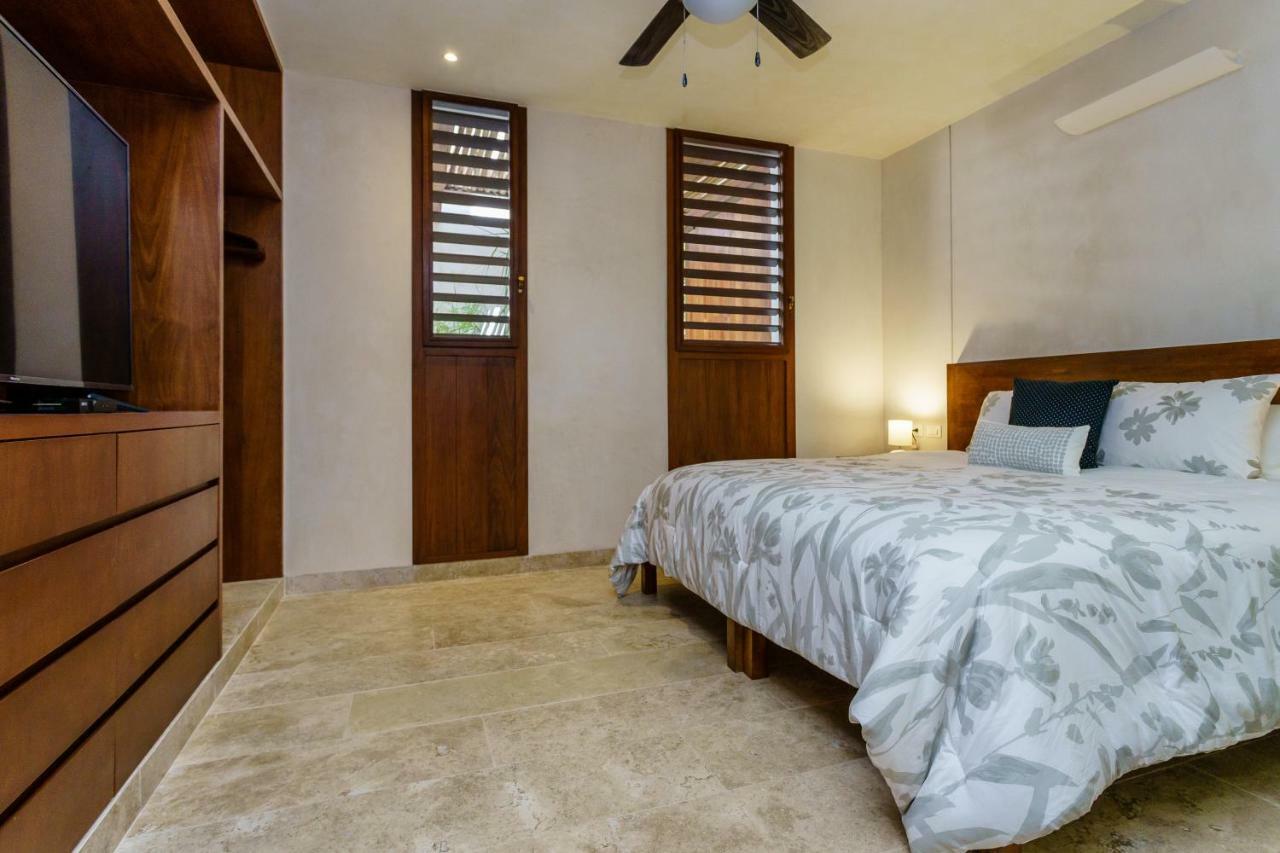 Jungle Luxury In Private Residential Area & Stunning Rooftop By Stella Rentals 툴룸 외부 사진