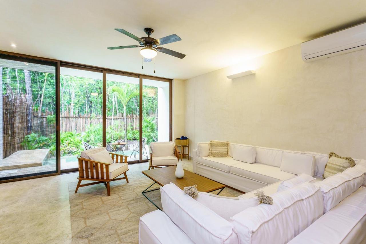 Jungle Luxury In Private Residential Area & Stunning Rooftop By Stella Rentals 툴룸 외부 사진